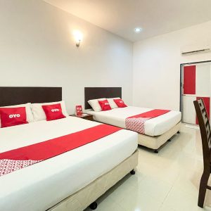 OYO 275 Senyum Inn