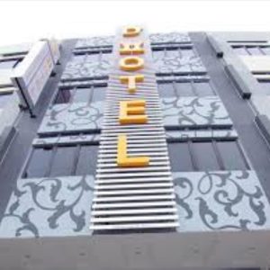 OYO 44024 D'hotel