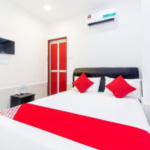OYO 414 Adiff Palace Hotel