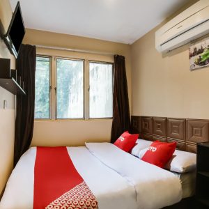 OYO 43927 Sassana Hotel (Sanitized Stay)